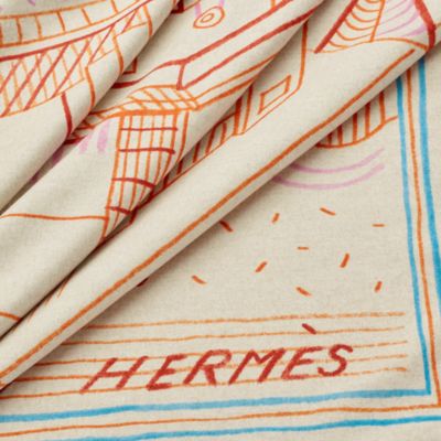 ホームテキスタイル：プレード、クッション、カシミヤ | Hermès